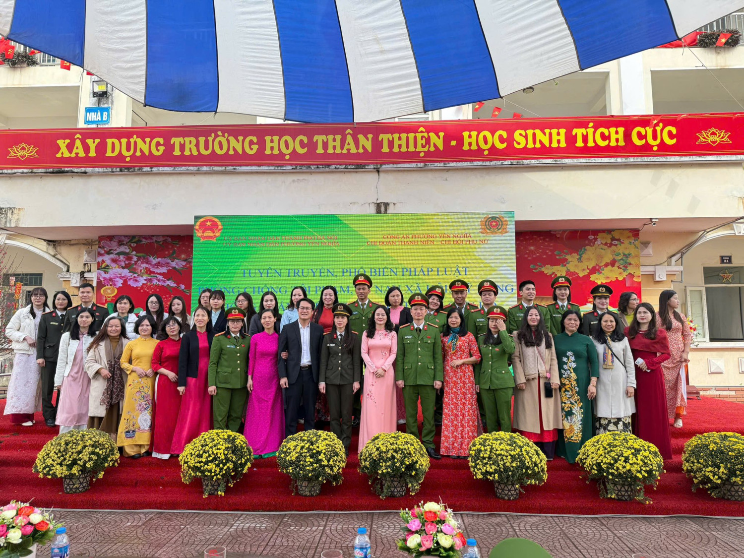 Tuyên truyền phổ biến giáo dục pháp luật, tập huấn PCCC và phòng ngừa tội phạm trong học đường